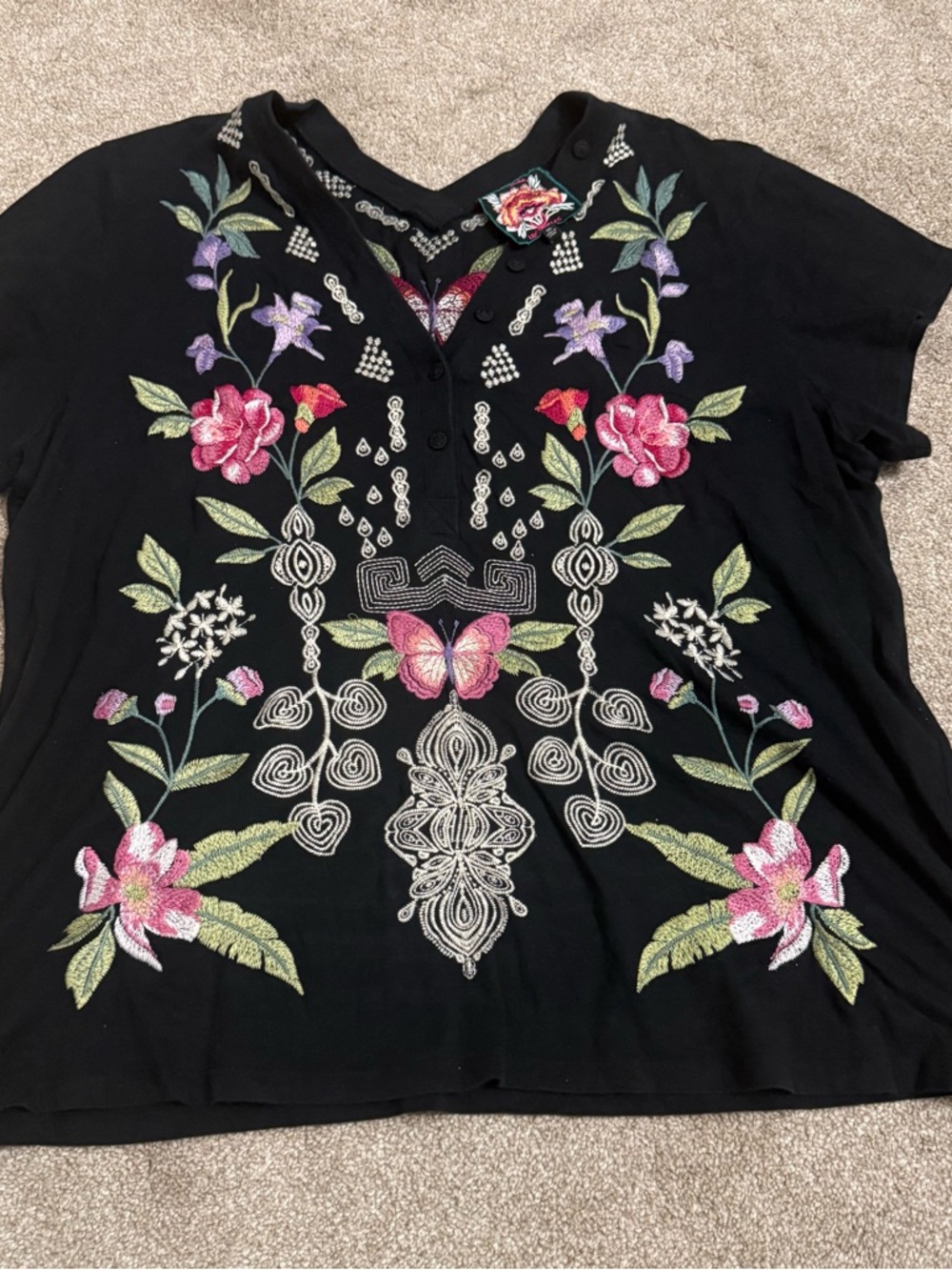 Johnny Was Dacie Button Neck
Kit Tee